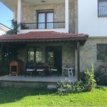 Sleeps 6, Spacious With Large Garden - Awz 307 * Marmaris