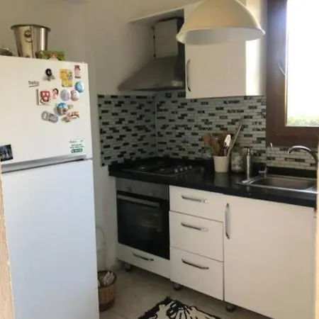 Vila Sleeps 6, Spacious With Large Garden - Awz 307 *